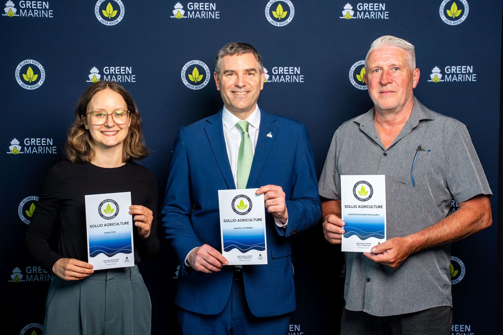 Distribution Centres' managers with Green Marine certification.